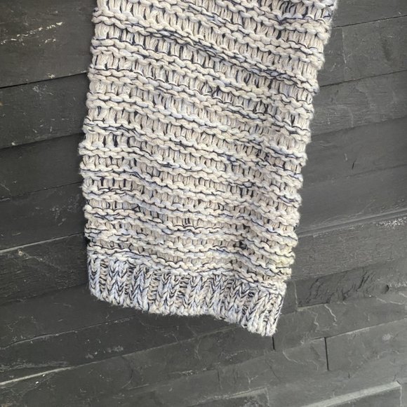 Cream Brand Lightweight Sweater W/Sheer Back Size Large Blue/Cream - Picture 10 of 11